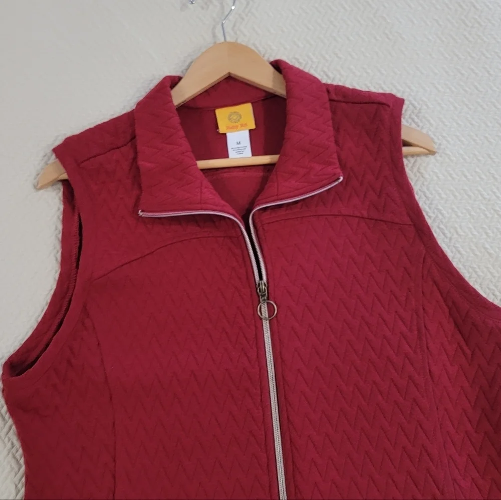 Ruby Rd. Women's Red Quilted Vest Size Medium Zipper Front